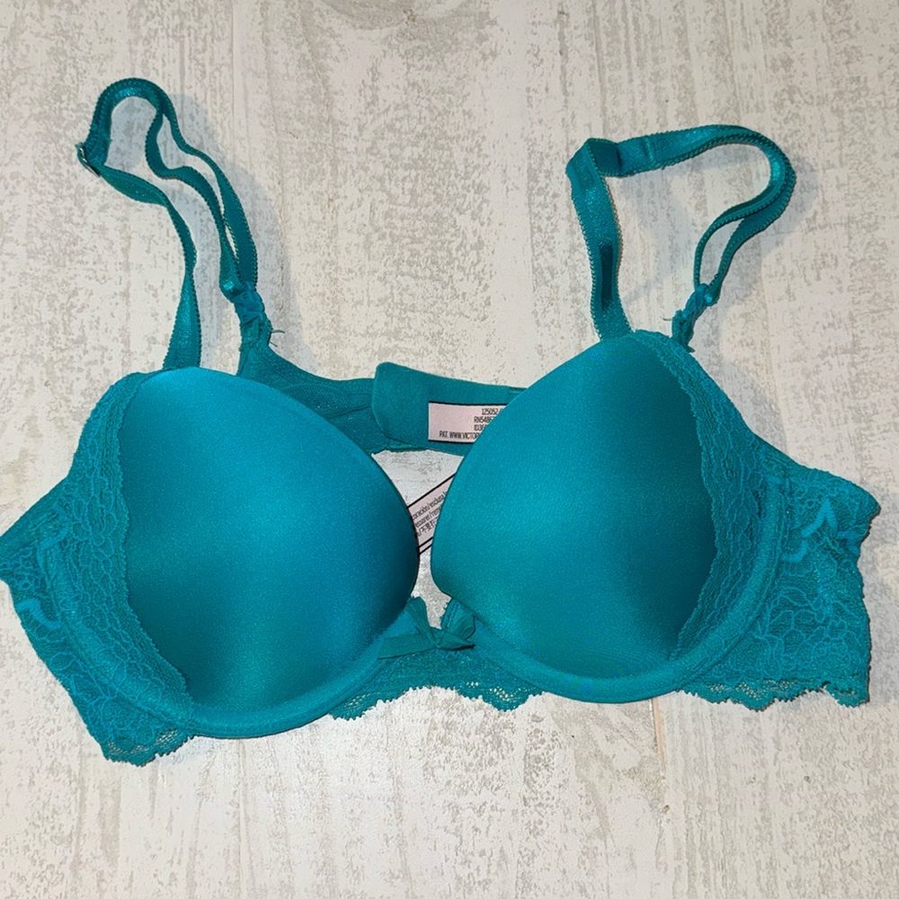 Victoria’s Secret Bra